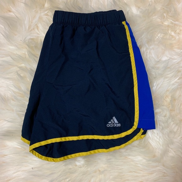 Adidas running shorts - Picture 2 of 2